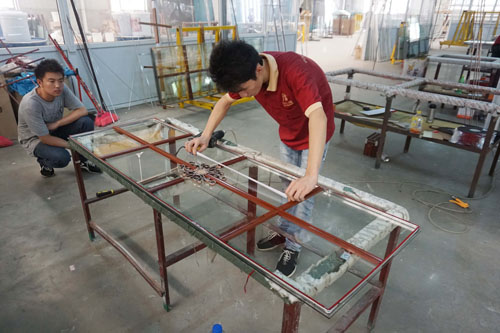 富軒門窗的車間體驗(yàn)篇&mdash;&mdash;&ldquo;修煉&rdquo;的門窗