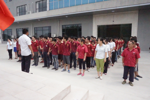 富軒門(mén)窗舉行升國(guó)旗儀式 祝賀祖國(guó)生日快樂(lè)！繁榮昌盛！