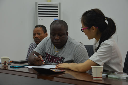 【富軒事跡】聲名遠揚！海外客戶前往富軒公司參觀洽談