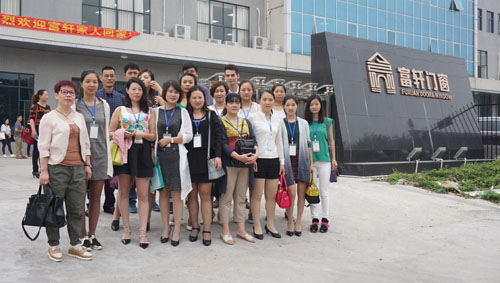 富軒商學院導購培訓班（第二天）激情洋溢，精彩繼續......