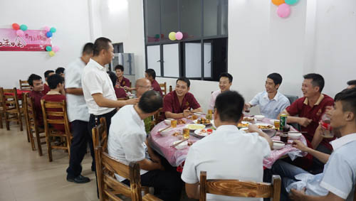 快樂相伴&mdash;&mdash;第三季度富軒員工生日Party完美落幕