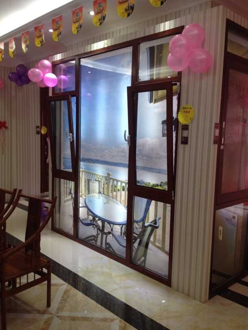 &ldquo;攜手同行，共創(chuàng)輝煌&rdquo; 熱烈慶祝赫章富軒專賣店隆重開業(yè)