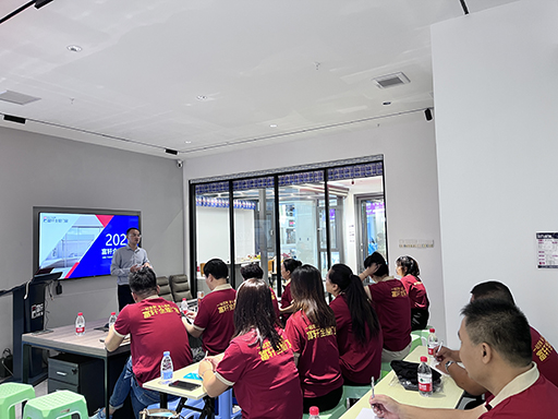 富軒全屋門窗在海南省開啟新商培訓會